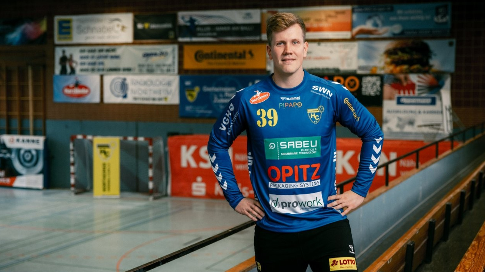 Björn Wenderoth bleibt dem Northeimer HC auch in seiner achten Saison treu
